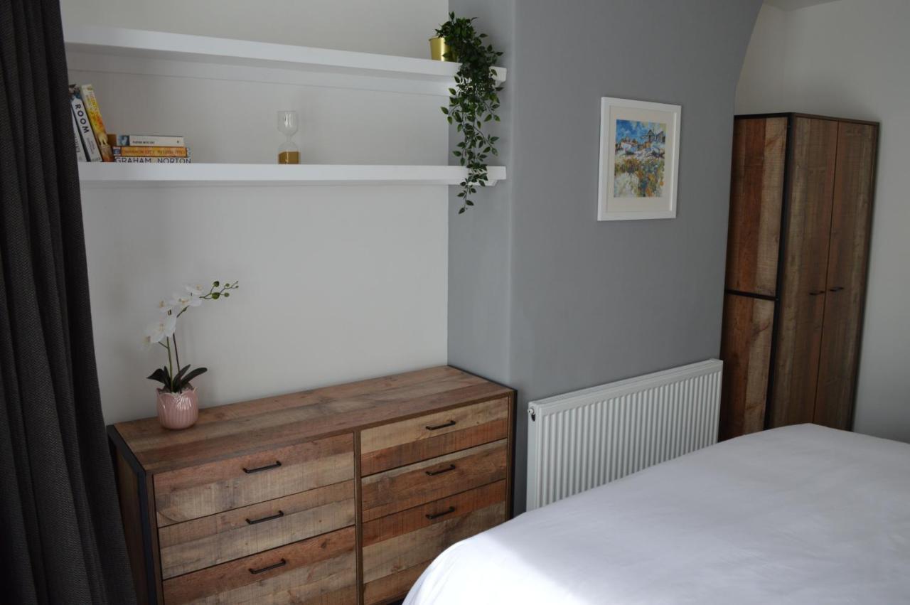 Library House Villa Liverpool Bagian luar foto
